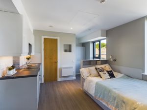 large studio - click for photo gallery